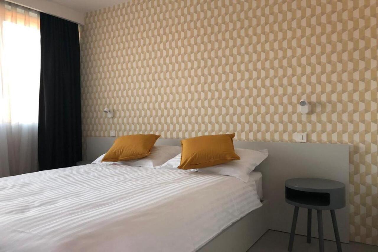 Hotel Cubis レンダヴァ エクステリア 写真