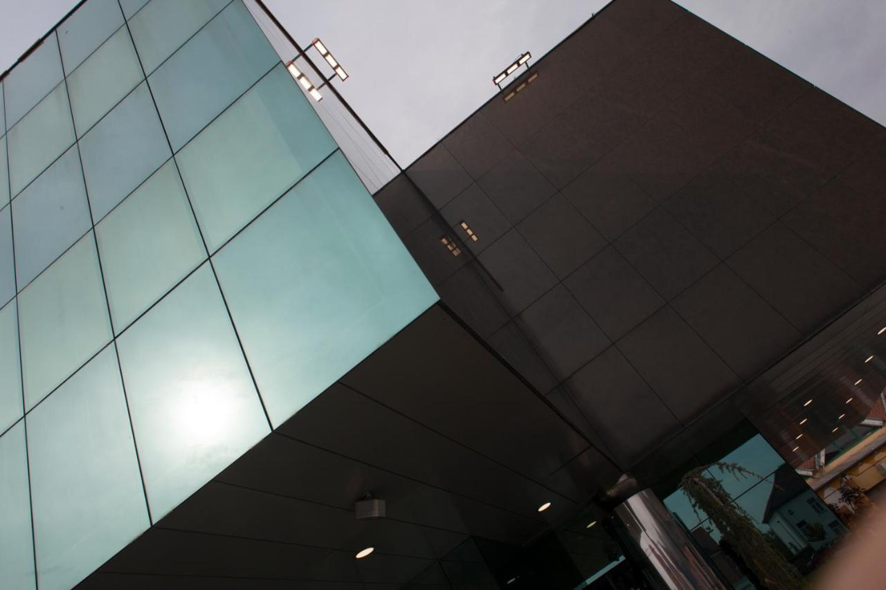 Hotel Cubis レンダヴァ エクステリア 写真